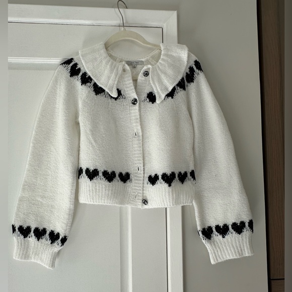 Love Tree Sweaters - Heart Pattern Cropped Cardigan